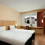 Ibis 3*