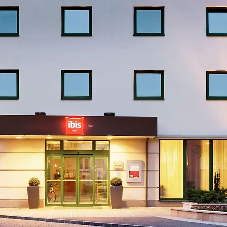 Отель Ibis