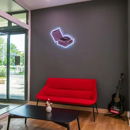 Ibis Hotel