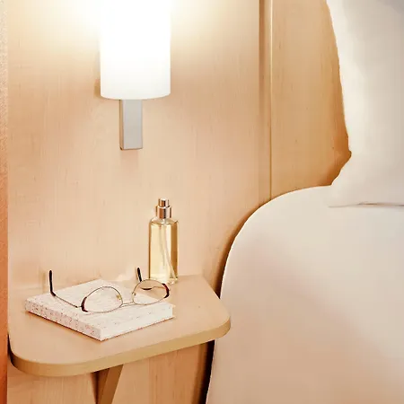 Ξενοδοχείο Ibis Γκιόρ