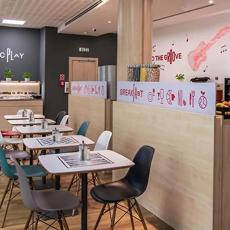 Ibis Hotel 3*